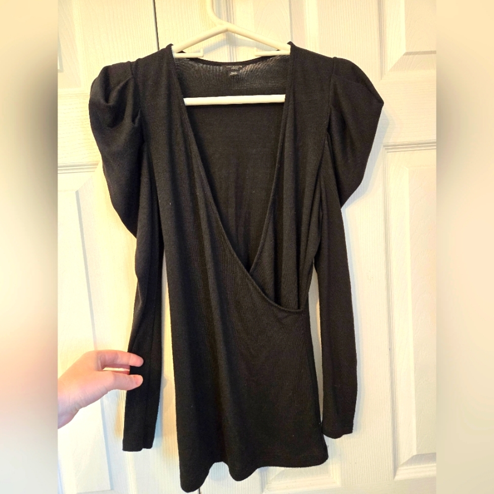 (XS) Ann Tailor Elegant Cross Front Top